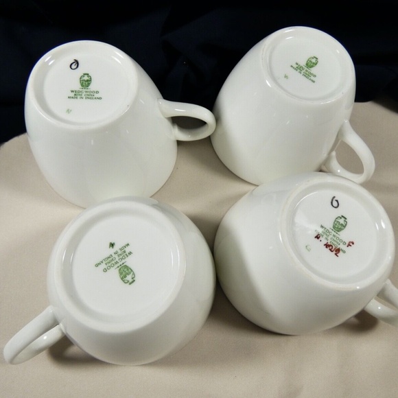 Wedgwood Doric Tea Coffee Cup Lot of 4 Bone China England White Platinum Trim - Picture 11 of 11